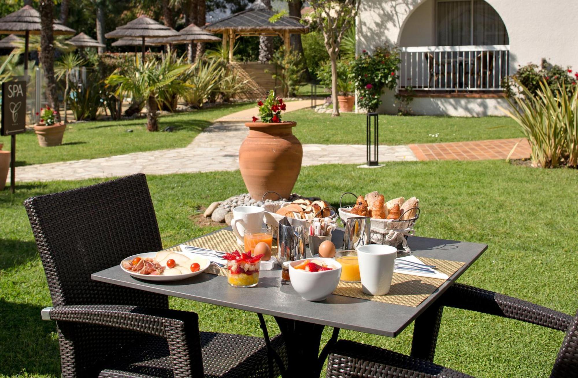 Hotel Le - & Argelès-sur-Mer