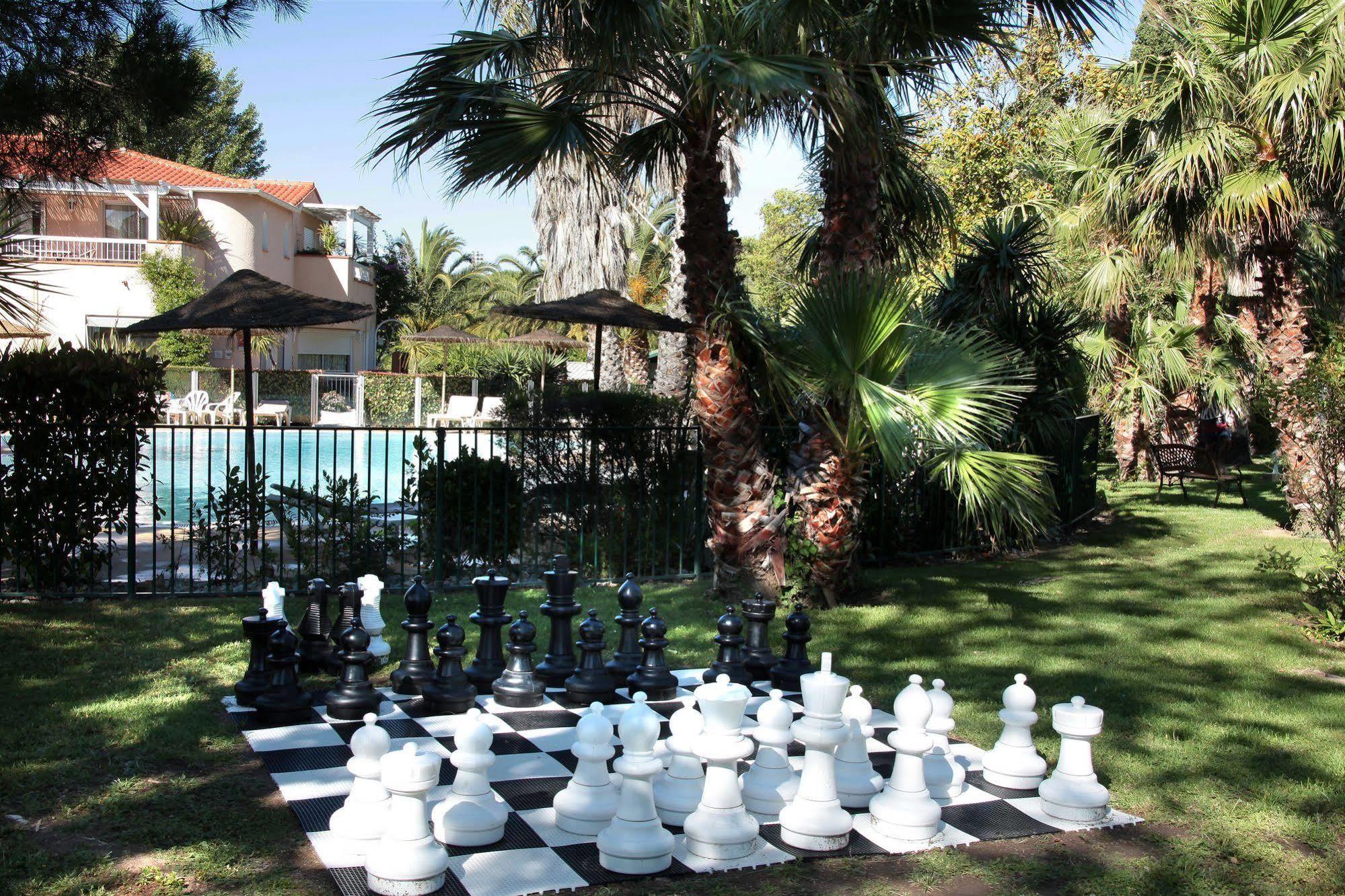 Le - & Hotel 4*